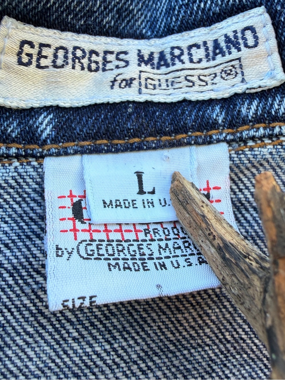 Guess? Vintage 90’s Acid Wash Cropped Denim Jacket - Blue Size Large - Picture 3 of 6